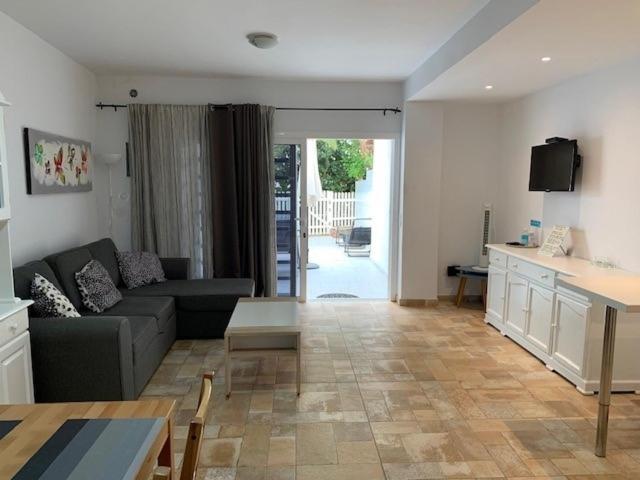Direkt Am Strand Chalet Appartement *